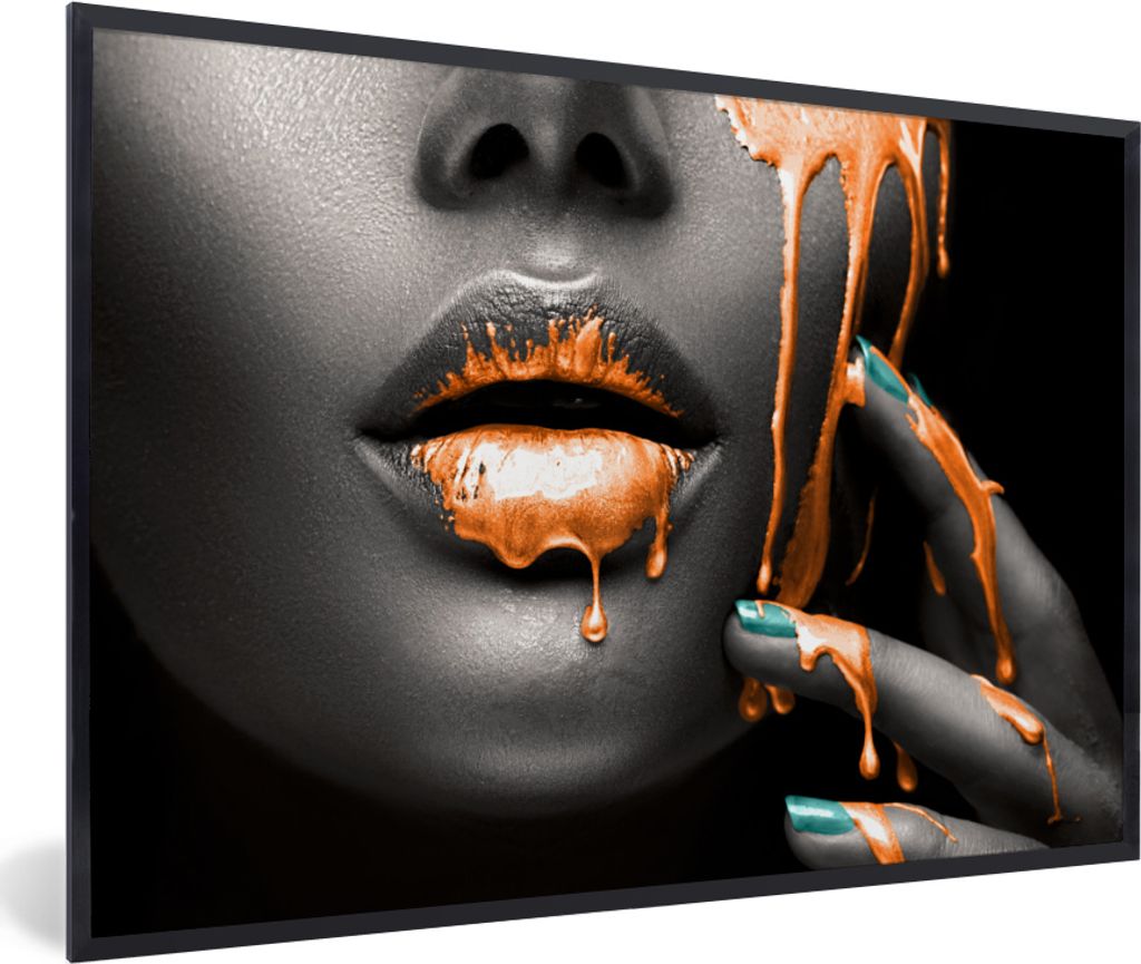 MuchoWow MuchoWow Gerahmtes Poster Lippen - Orange - Schwarz 90x60 cm - Poster mit zchwarzem Bilderrahmen - Fotorahmen - Foto-Plakat