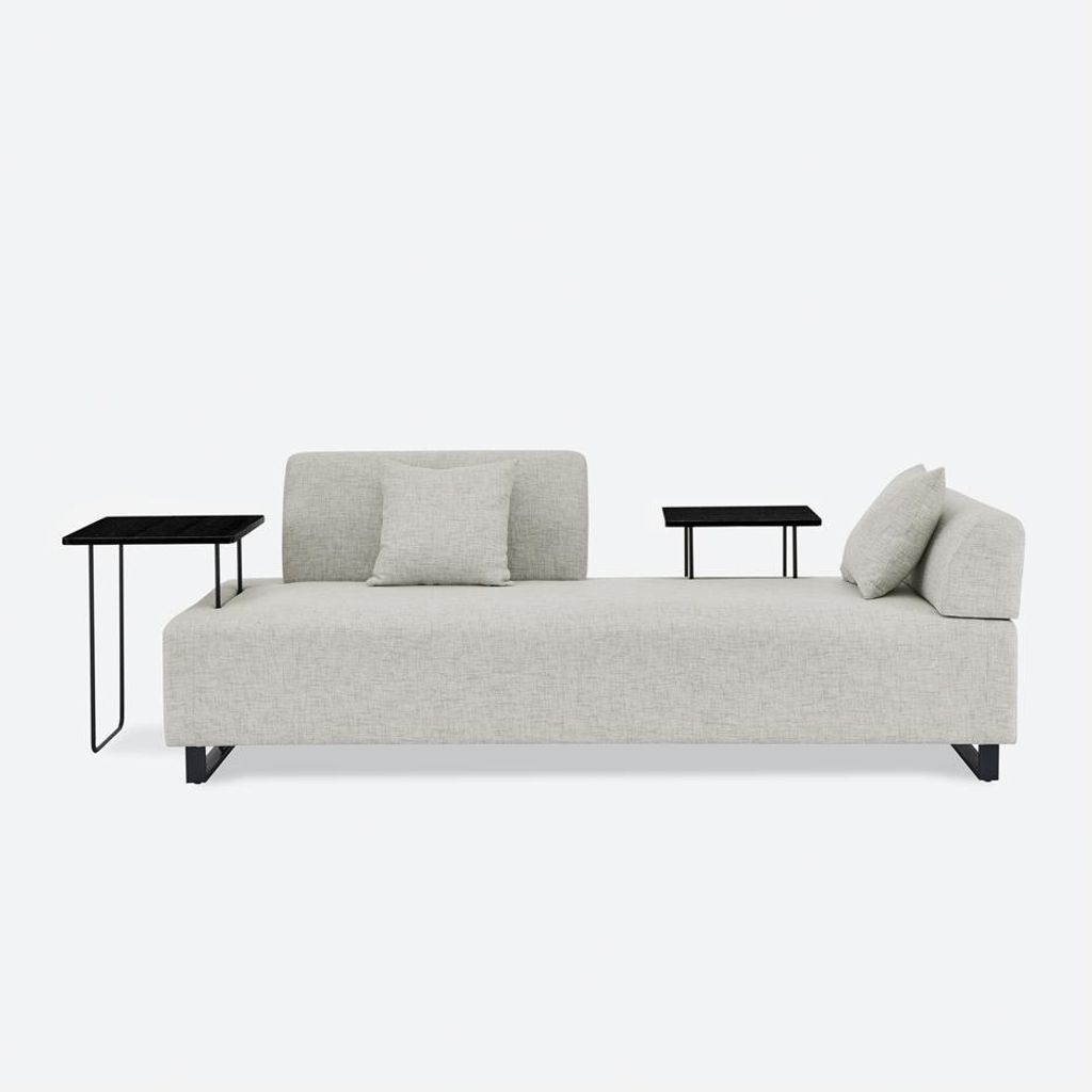Sofa 3-Sitzer mit Kissen und modularen Tischen Salus
