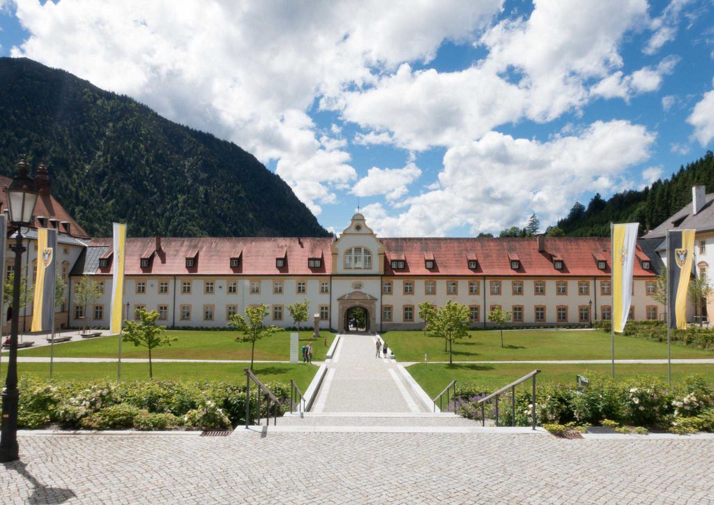 hansepuzzle 14304 - Kloster Ettal Puzzle, 260 Teile, Gebäude, 41,0 x 28,0cm mit hochwertiger Aufbewahrung, Kartonbox & Beutel
