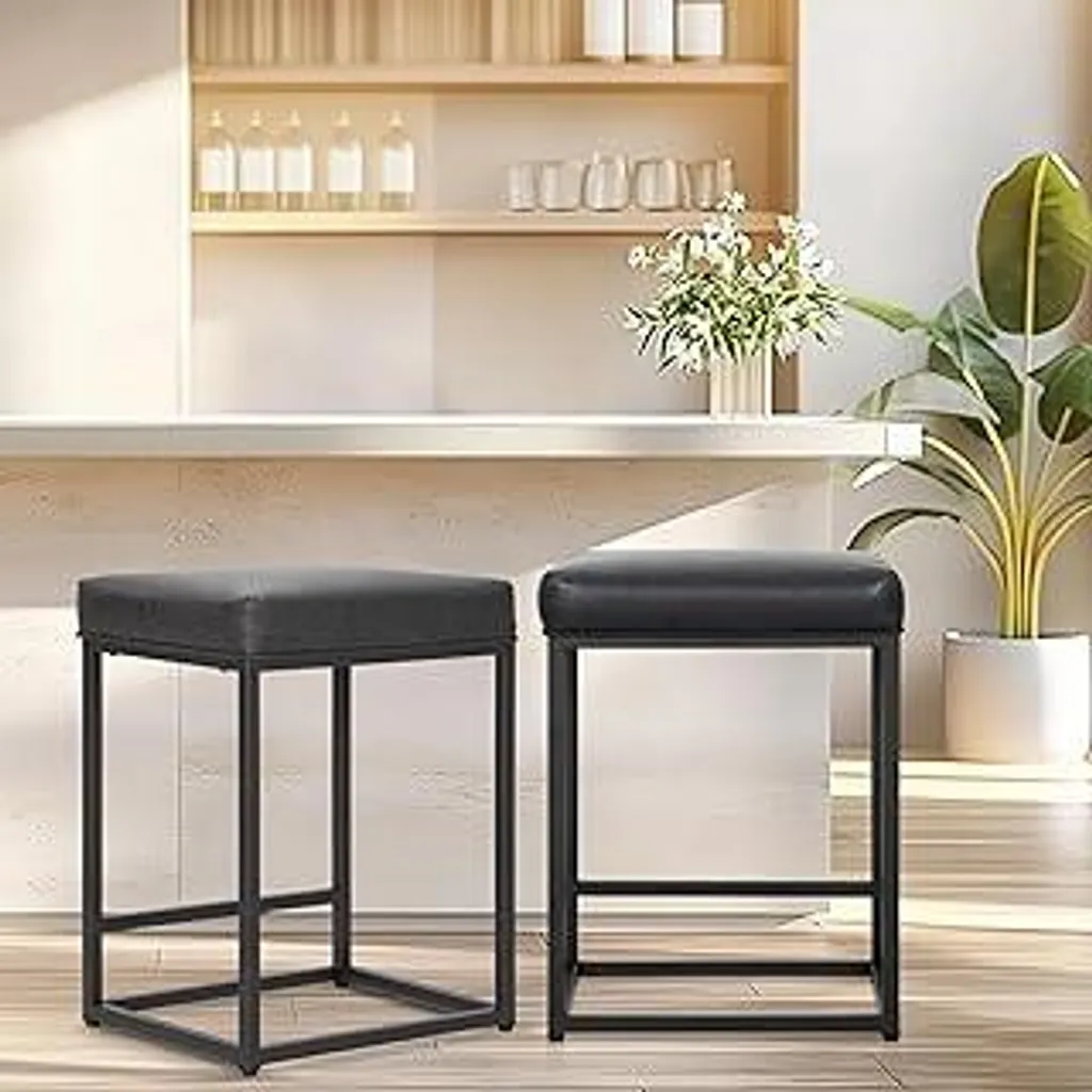 ALPHA HOME Set di 2 sgabelli da bar, sgabelli da bar alti con poggiapiedi, sedia da bar per colazione in Finto cuoio senza schienale, sedia da cucina, sala da pranzo e bar per interni ed esterni (nero)