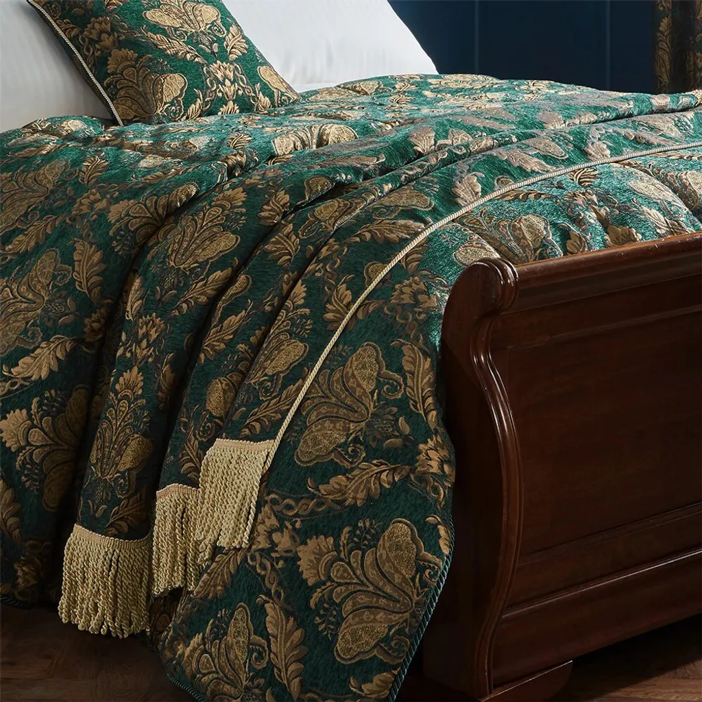 Plaid Jacquard de Luxe 130x150 cm - Couverture Décorative Paoletti Or - 3