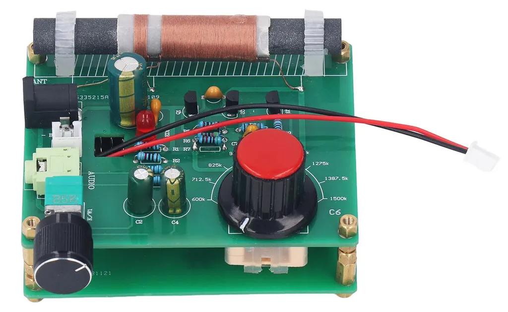 Module Émetteur AM Haute Fidélité 5V-12V et Prise Casque 3.5mm Intégrée