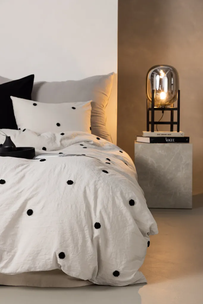 Housse de couette Loke gris clair - Parure de lit complète 3 pièces