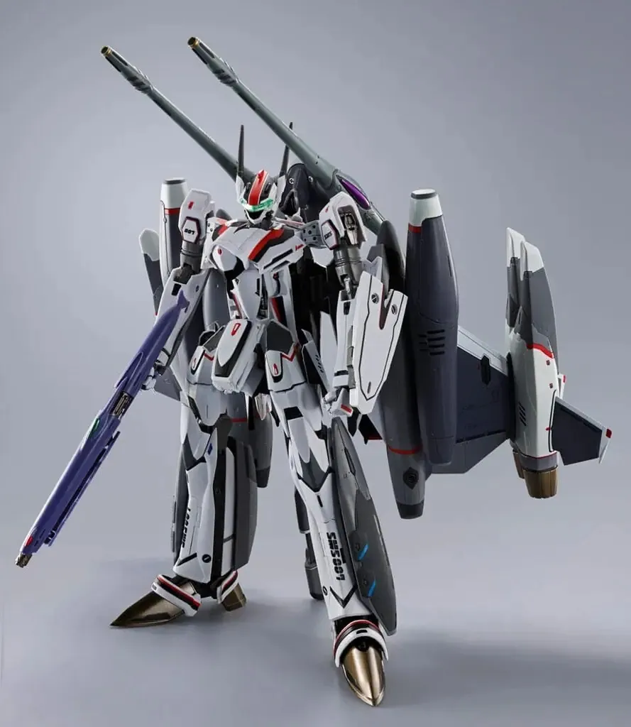 Valkyrie Alto Saotome DX Chogokin pour exposition de collectionneur