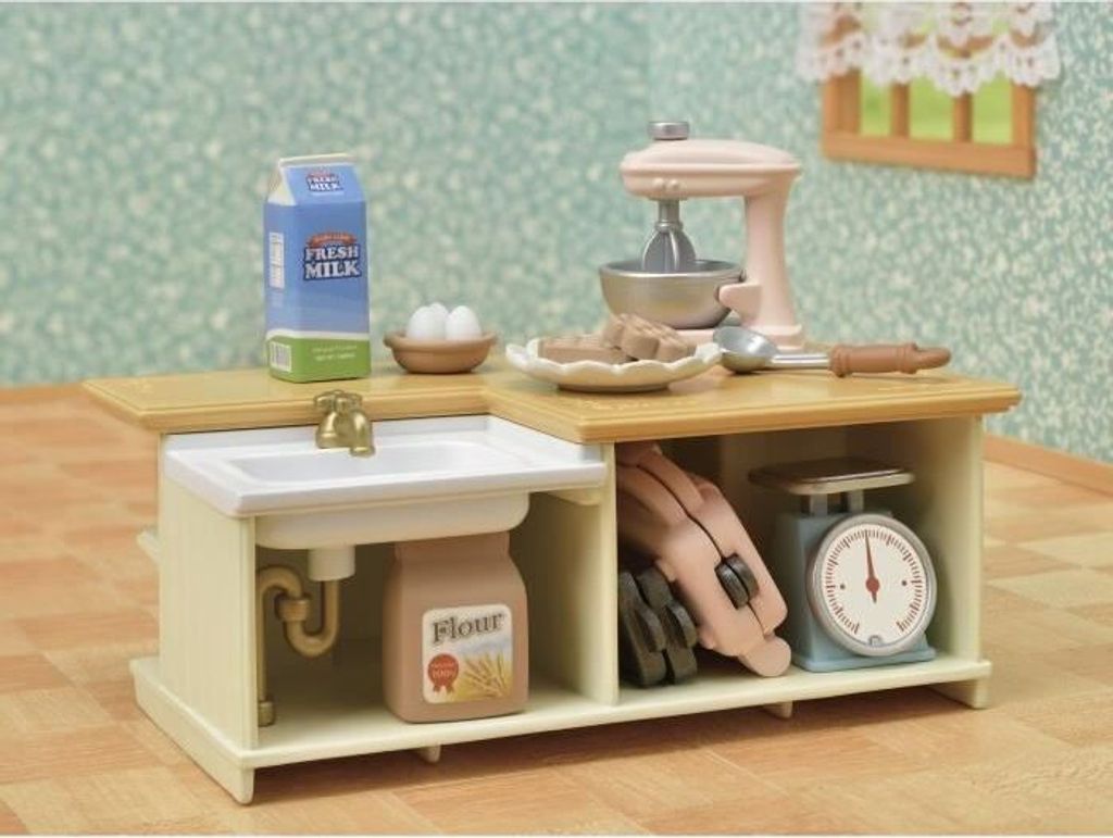SYLVANIAN FAMILIES Küchenmöbel Set mit Zubehör - Weiß