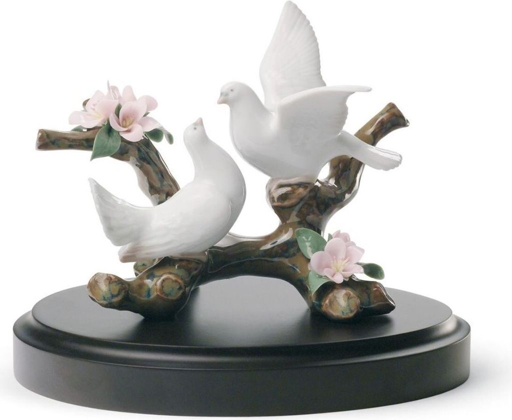 Casa Padrino Luxus Porzellan Tauben Skulptur Mehrfarbig Ø 14 x H. 11 cm - Luxus Kollektion