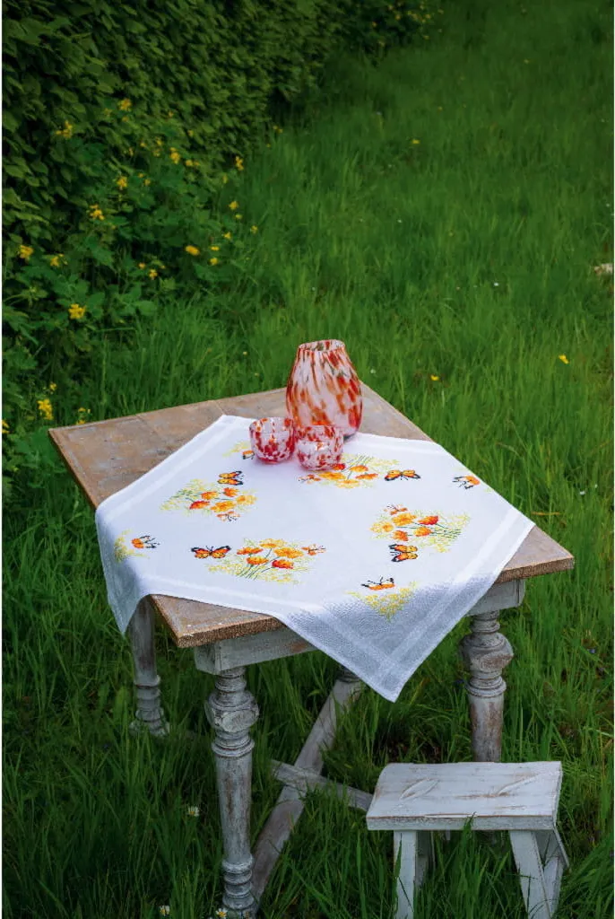 Nappe à broder au point de croix Vervaco Orange et Papillons 80x80cm