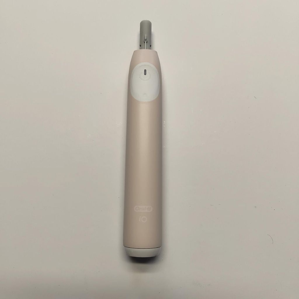 Oral-B iO Series 2 Calm Pink mit Reiseetui Produktbild 
