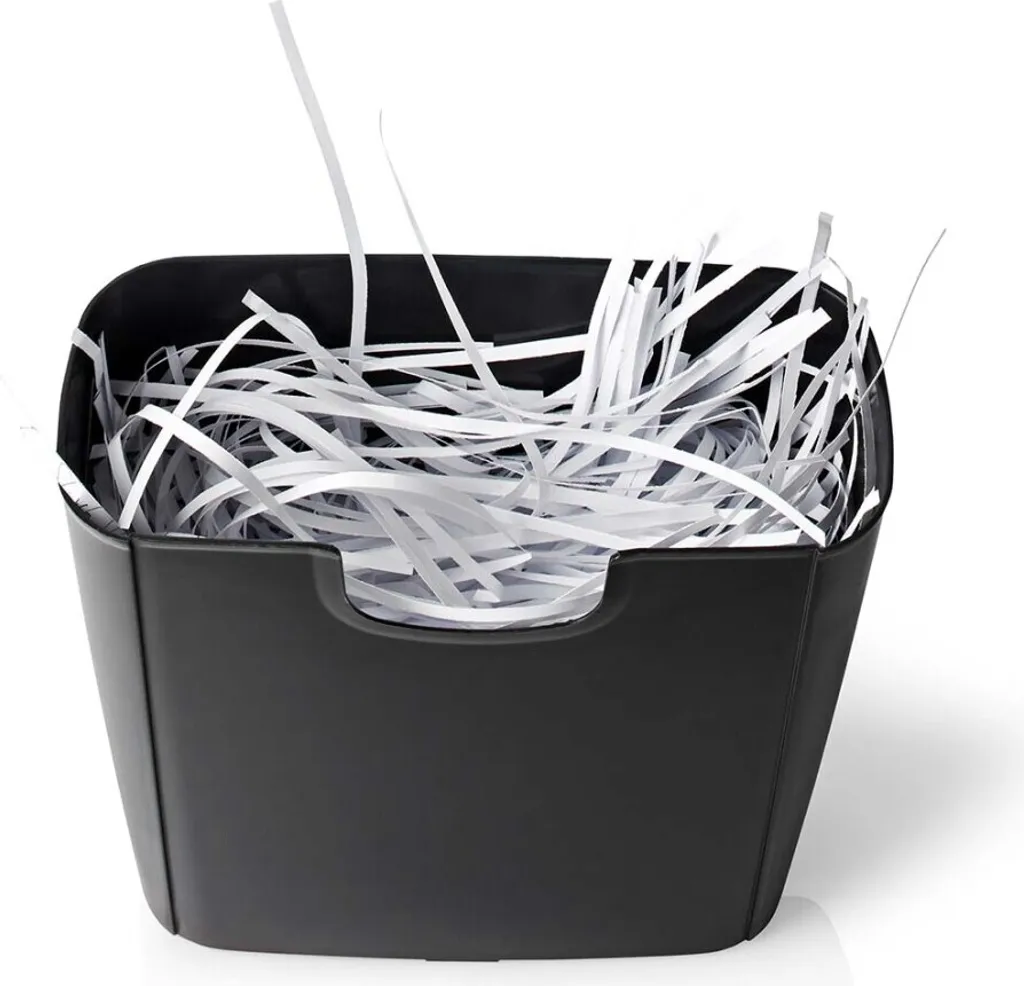 Éliminez vos factures avec ce destructeur de documents compact 10L - 19