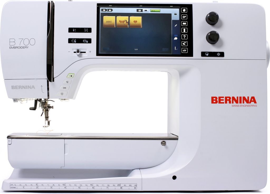 Bernina B 700 ohne Stickmodul