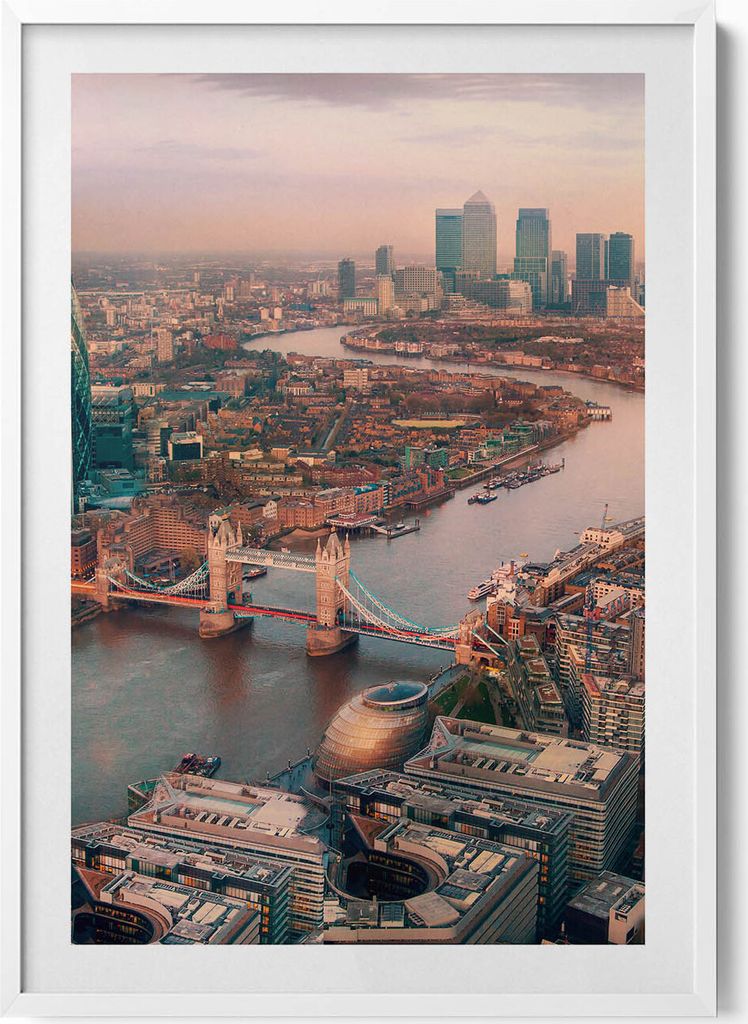 London aus der Vogelperspektive– Wandbild mit Rahmen – Gerahmtes Bild – Wanddekoration – 70x100 cm – Weiß Rahmen
