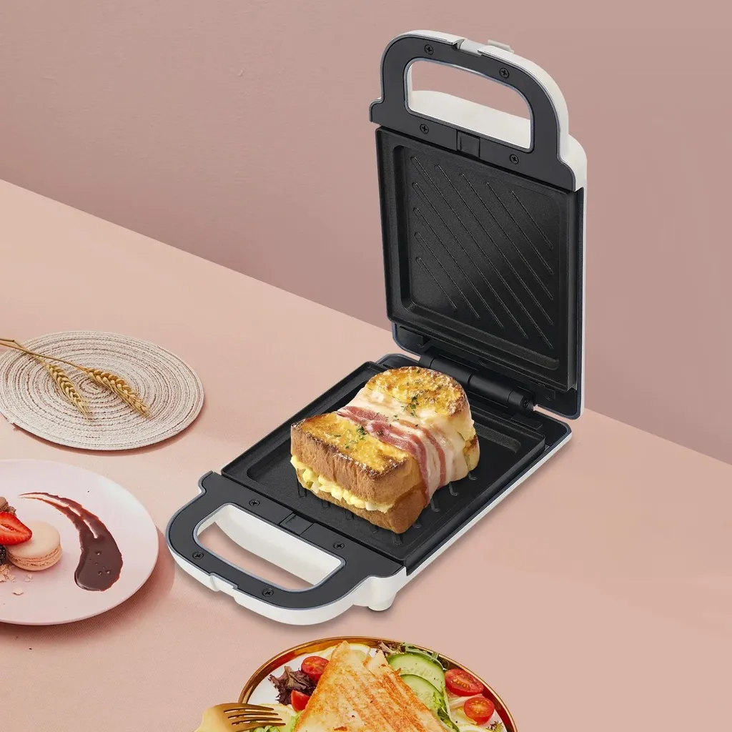 Macchina Sandwich e Waffle 2 in 1 Bianco - Piastra 650W Antiaderente - 4