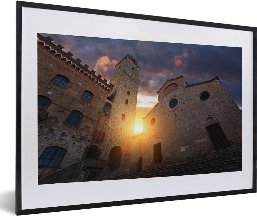 MuchoWow MuchoWow Gerahmtes Poster Der Große Turm der Stadt San Gimignano in Italien 60x40 cm - Poster mit zchwarzem Bilderrahmen - Schlafzimm...