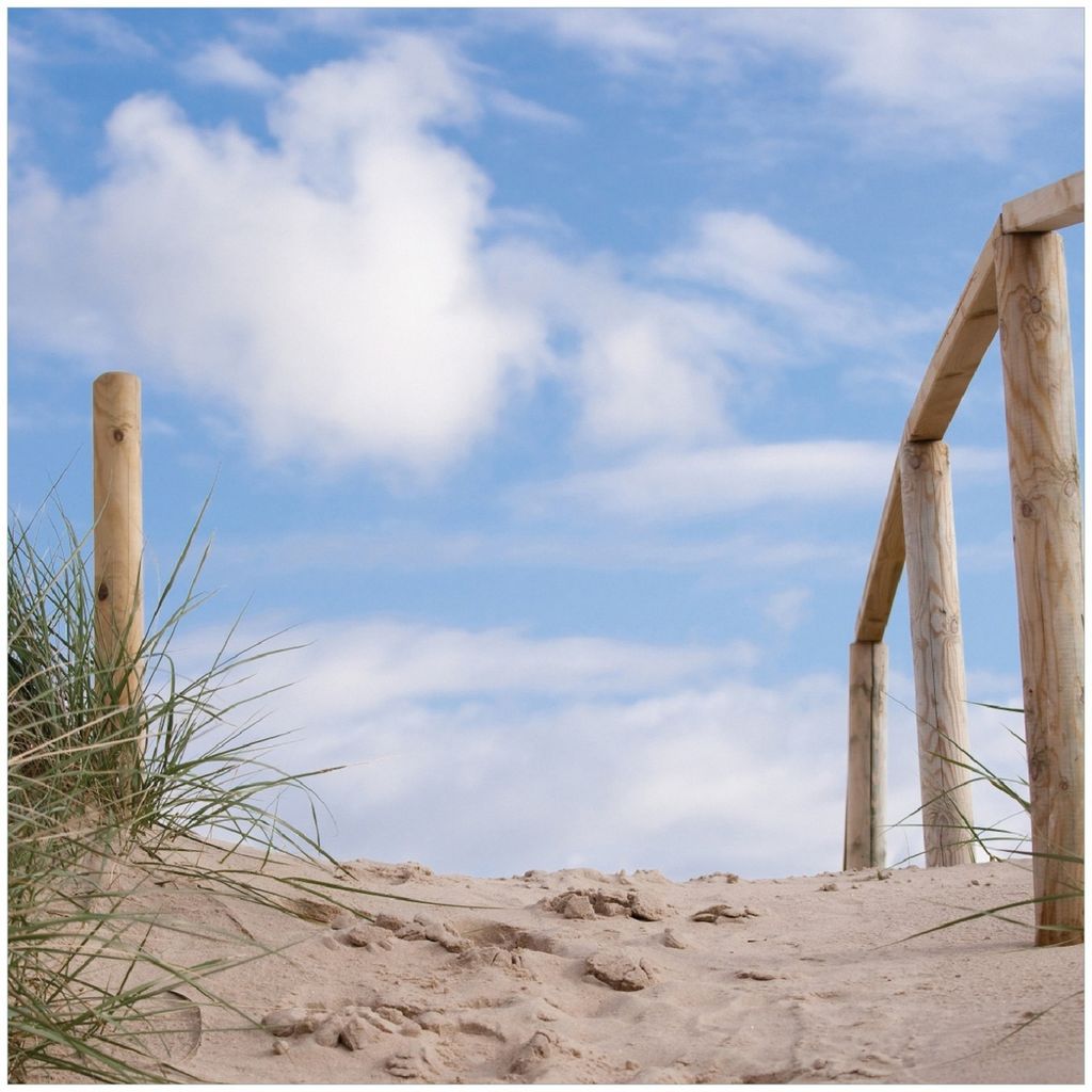 Wallario Memoboard Magnettafel aus Glas, Größe 50 x 50 cm, Motiv Auf der Holztreppe zum Strand