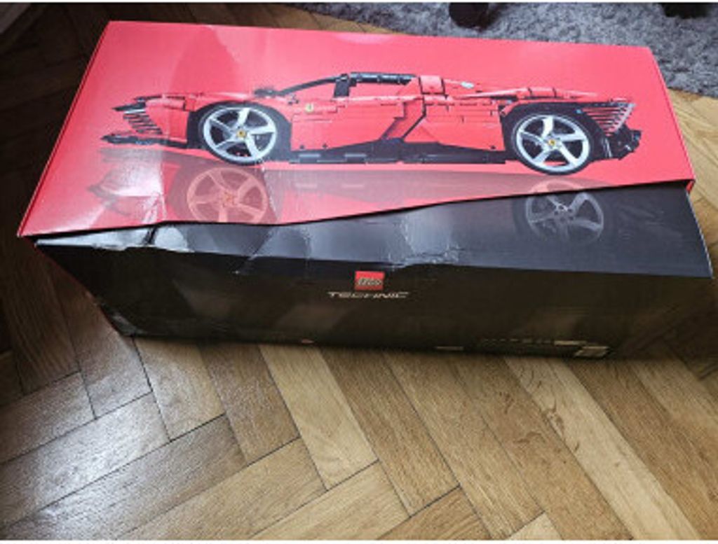 LEGO® Technic 42143 Ferrari Daytona SP3 Obrázok produktu 10