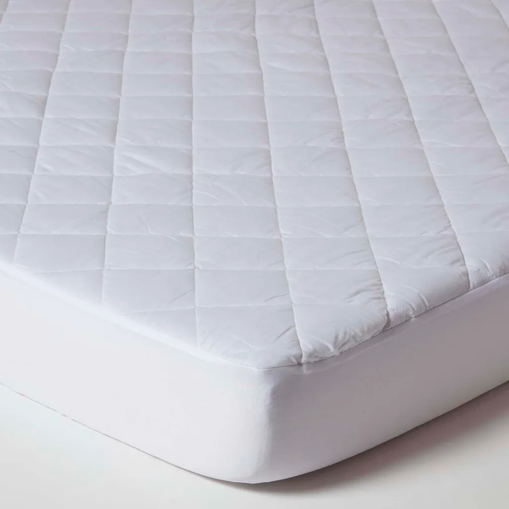 Alèse Imperméable 140x200 cm et Protège-Matelas Matelassé Moelleux