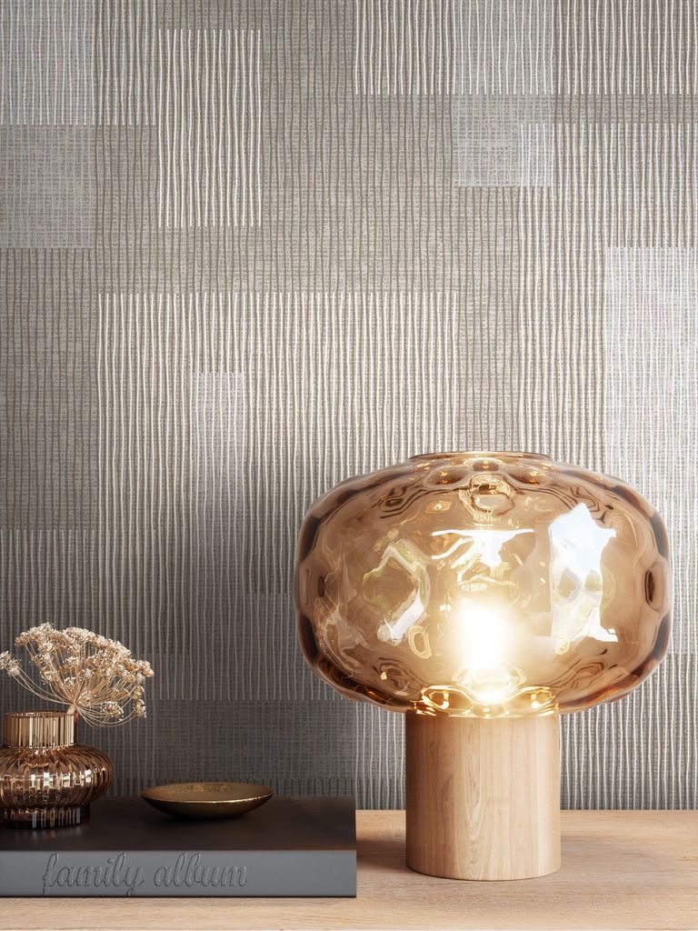 NEWROOM Tapete Taupe Vliestapete Streifen - Mustertapete Grafisch Silber Grau Linien Muster Modern