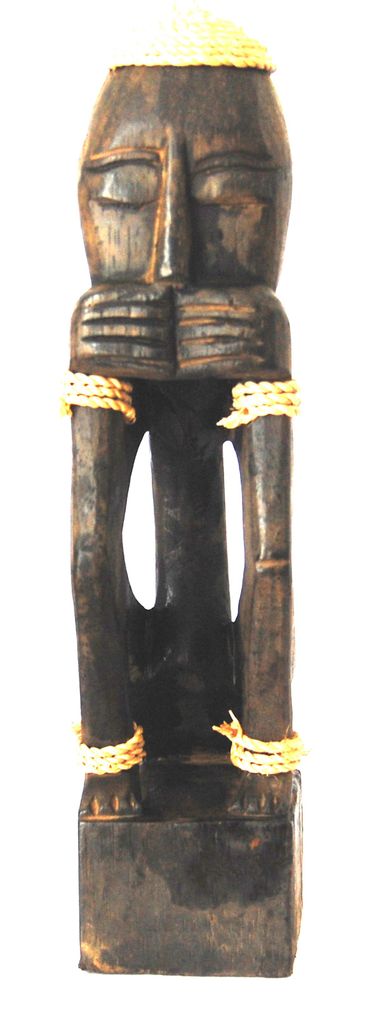 Holzfigur Mann mit Baskenmütze, 34 cm