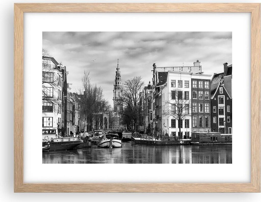 Gerahmtes Poster - Rahmen in heller Eiche - Schwarzweiß Amsterdam Boote - 40x30 cm - Wand Bild - Wanddeko - Wandbilder - Kunstposter - Wandposter ...
