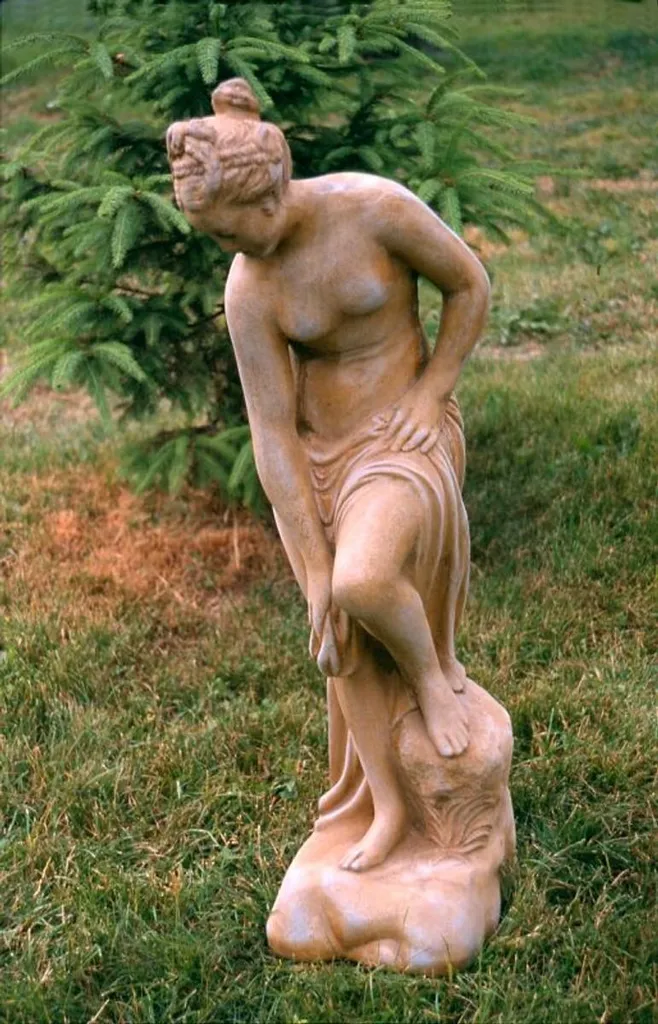 Statue Vénus grise 67cm : une déco de jardin massive qui résiste au vent
