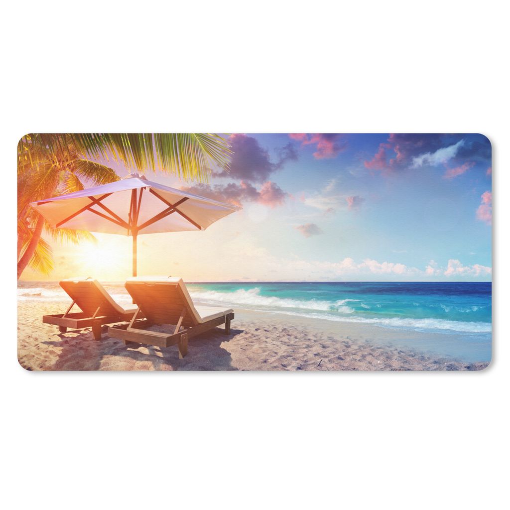 MuchoWow Schreibtischunterlage Sonnenschirm - Stühle - Strand 80x40 cm - XXL Mauspad - Gaming Mauspad
