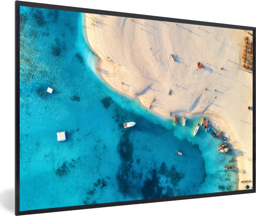 MuchoWow MuchoWow Gerahmtes Poster Strand - Boot - Meer 30x20 cm - Poster mit zchwarzem Bilderrahmen - Kunstdruck - Bild-Poster