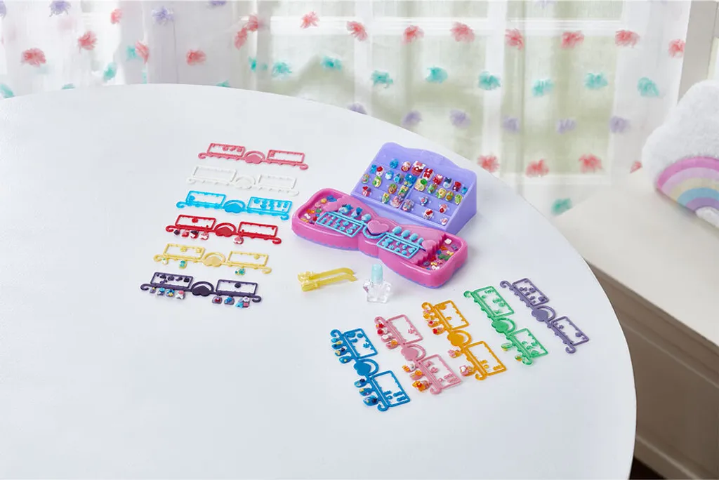 Aquabeads 35059 Kit Unghie per Bambine: Gioco Creativo Senza Colla - 11