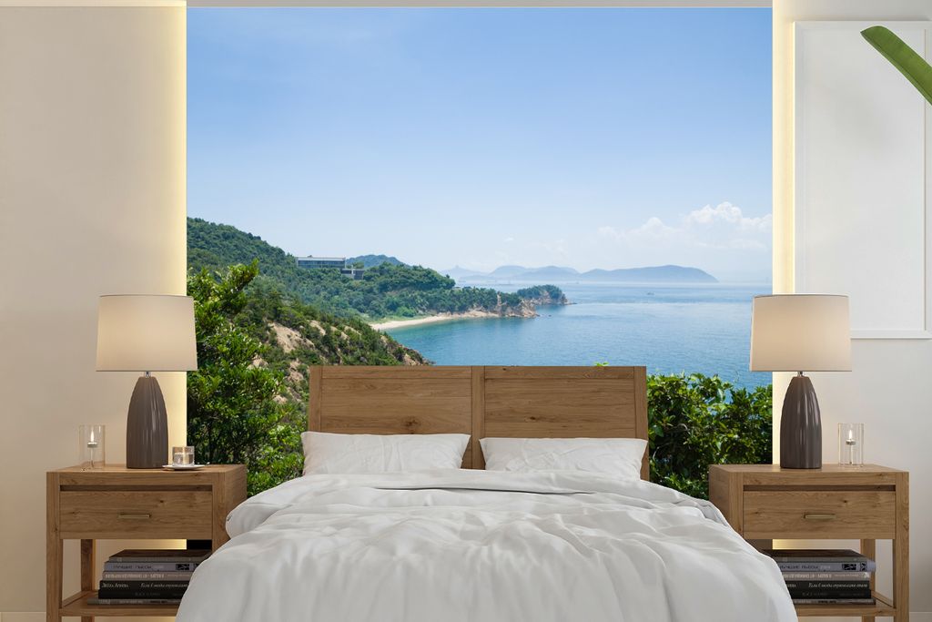 MuchoWow Fototapete für Wohnzimmer oder Schlafzimmer Wandtapete Vinyl Motivtapete Grüne Bäume und blaues Meer auf der Insel Naoshima - 240x240...
