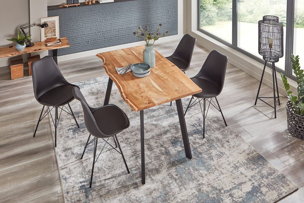 5tlg. Essgruppe Laxmi 160 x 85 cm, Akazienholz massiv, naturfarben, Baumkantentisch mit Vier Metallbeinen in Schwarz + 4X Schalenstuhl Lerche in Sc...
