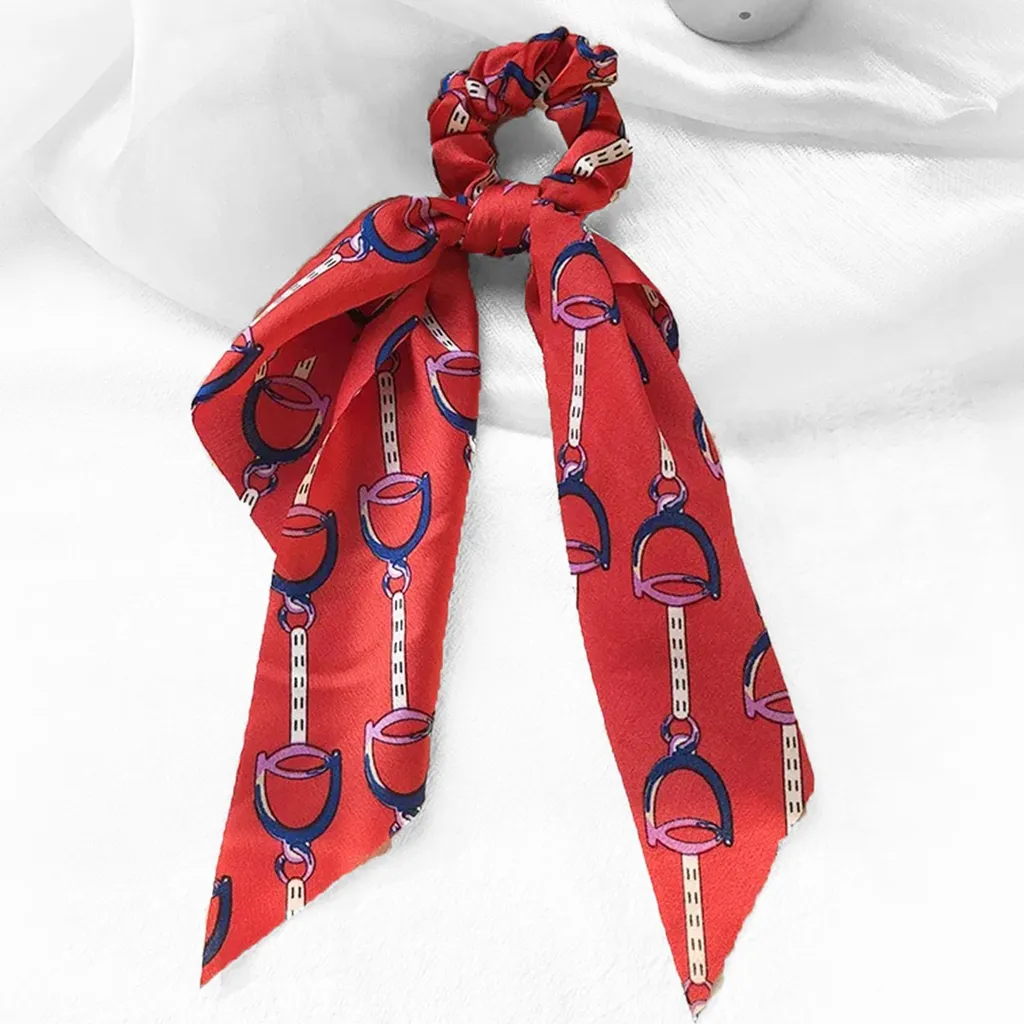 Sciarpa Lunga in Raso Rosso Barocca - Accessorio Donna Elegante Online