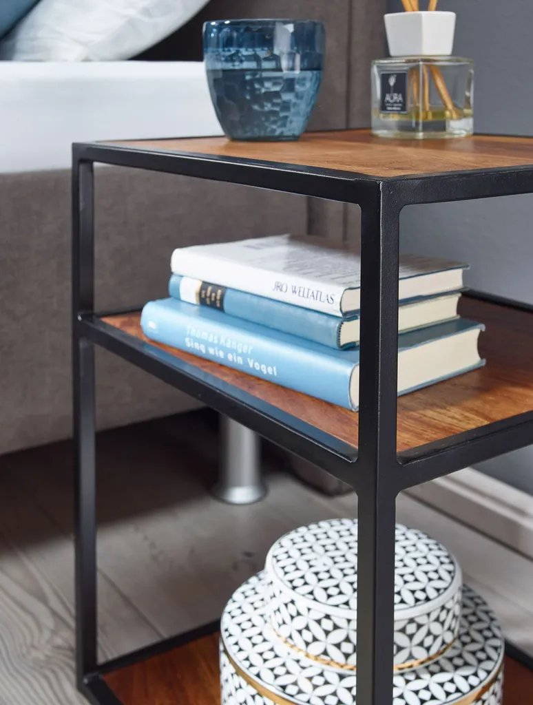 Meuble de chevet design industriel en bois massif pour lit boxspring