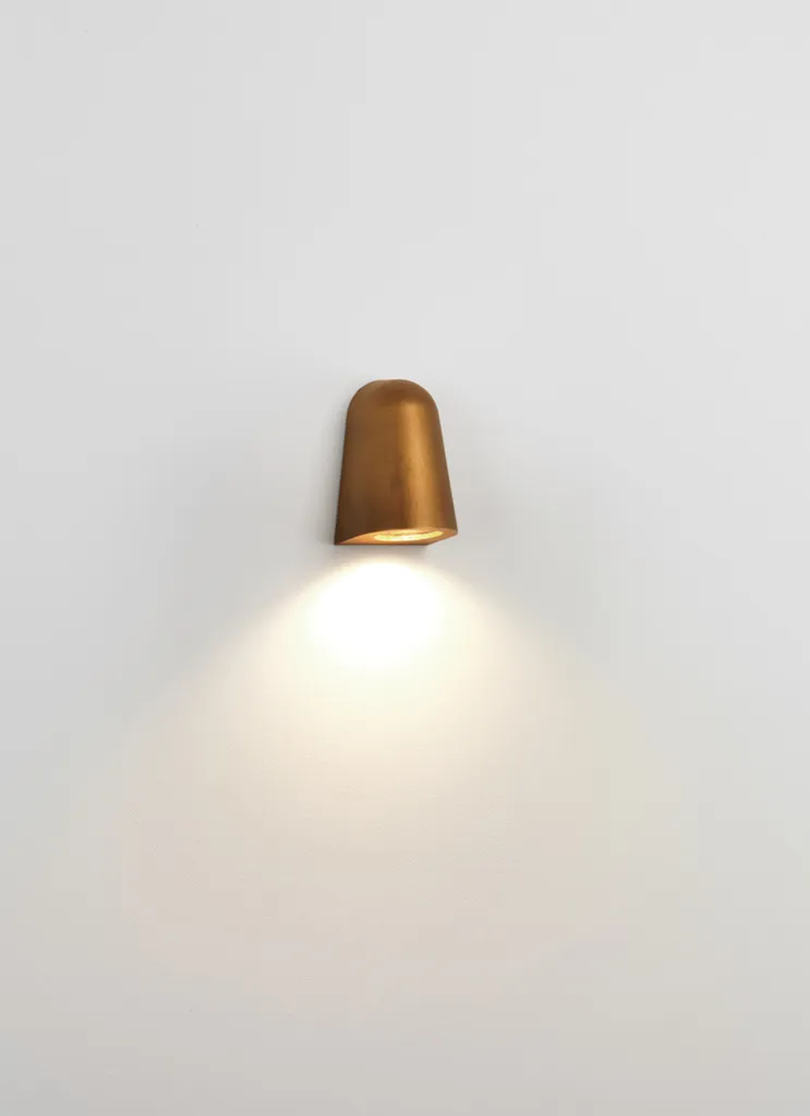 Éclairage de Façade Astro Mast Light Laiton Antique IP65 pour Jardin