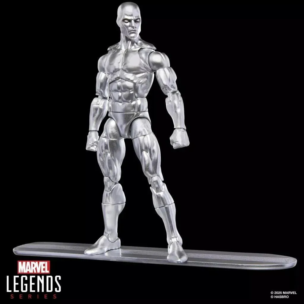 Figurine Silver Surfer Marvel robuste qui tient debout sur son surf - 9