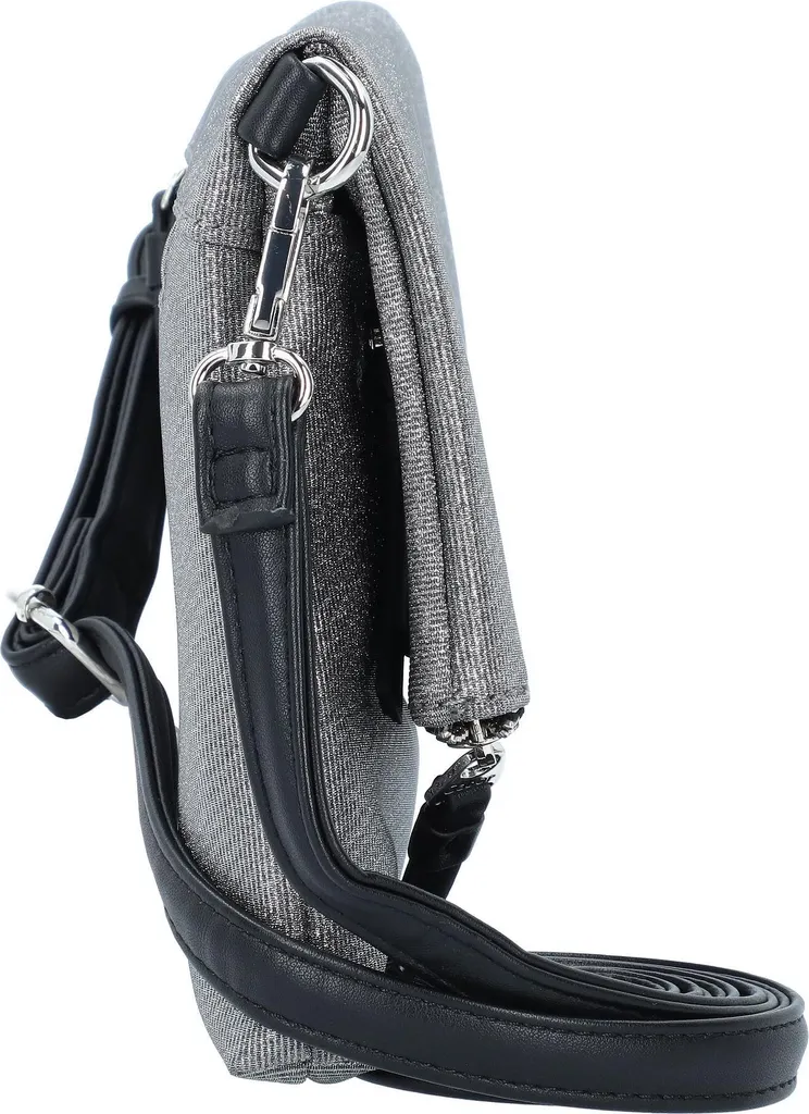 Look da Sera: Borsa Gabor Jasmina Argento per un Outfit Top - 8