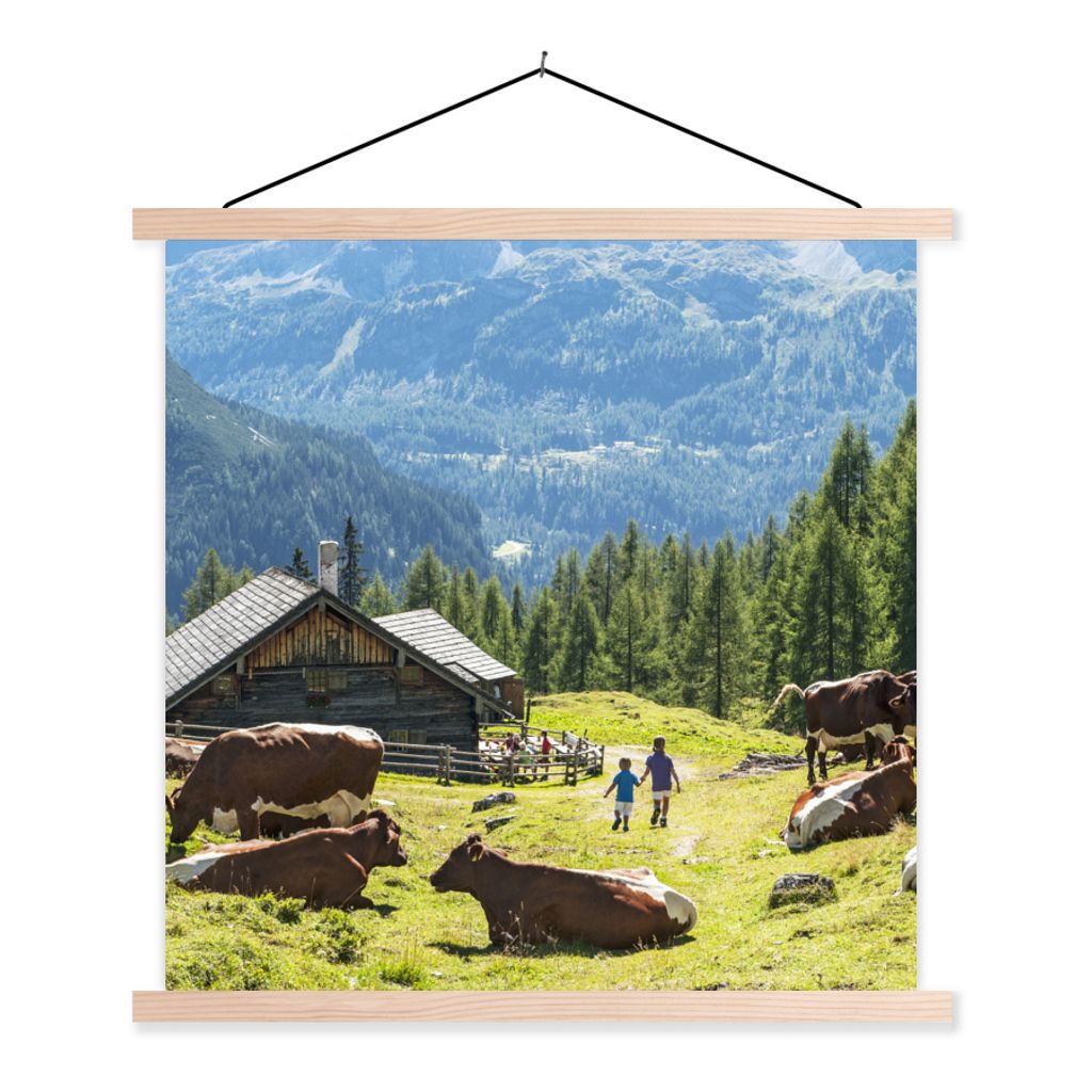 MuchoWow Textilposter Bauernhaus in den Bergen von Österreich 120x120 cm mit holzfarbenen Rahmen - Textil-Poster