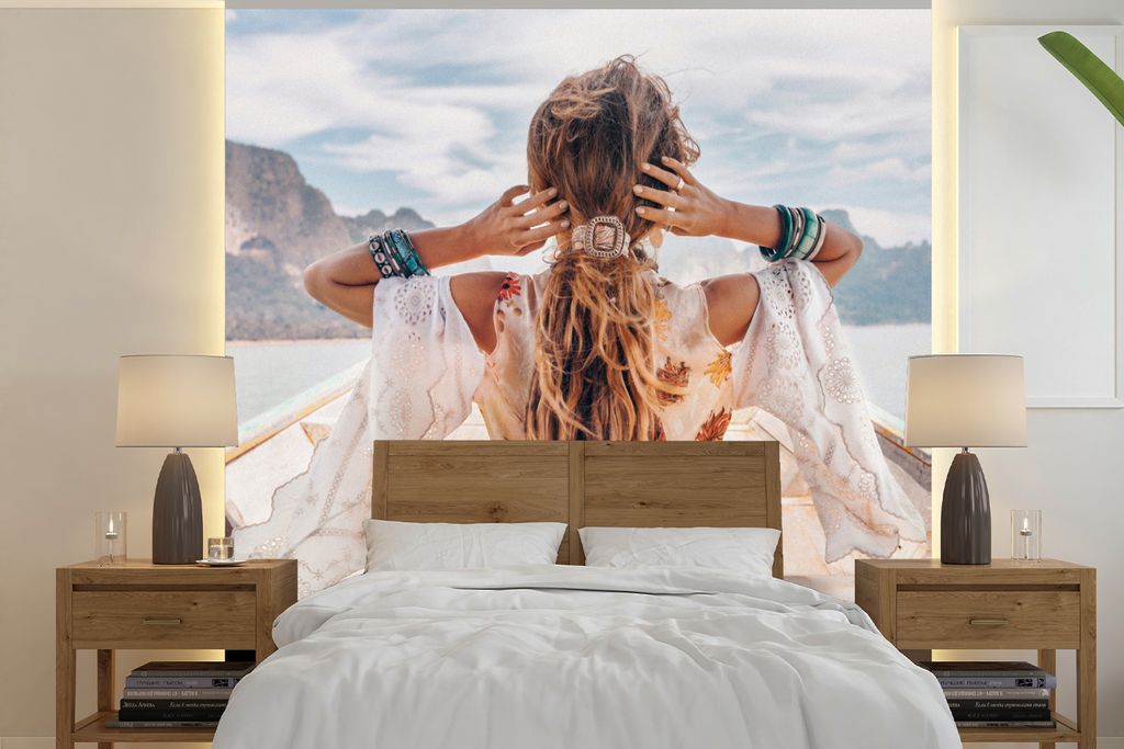 MuchoWow Fototapete für Wohnzimmer oder Schlafzimmer Wandtapete Vinyl Motivtapete Frau - Boot - Norwegen - Weiß - Wasser - Bergen - 300x300 cm ...