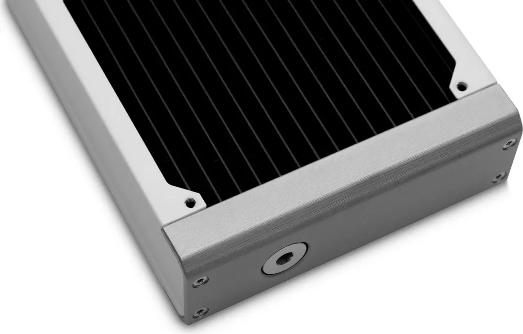 Radiatore EK-Quantum Surface P120M Bianco | Estetica e Performance