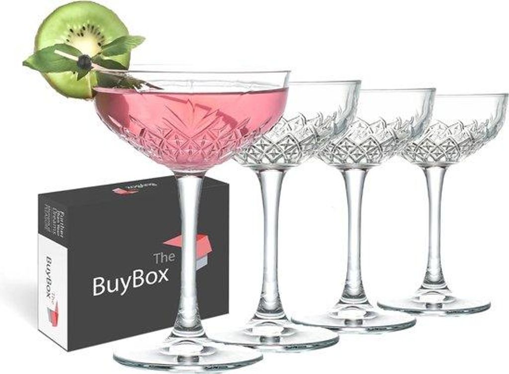 Sammeln Sie vier Antiquitäten-Cocktailgläser in unterschiedlichen Abmessungen