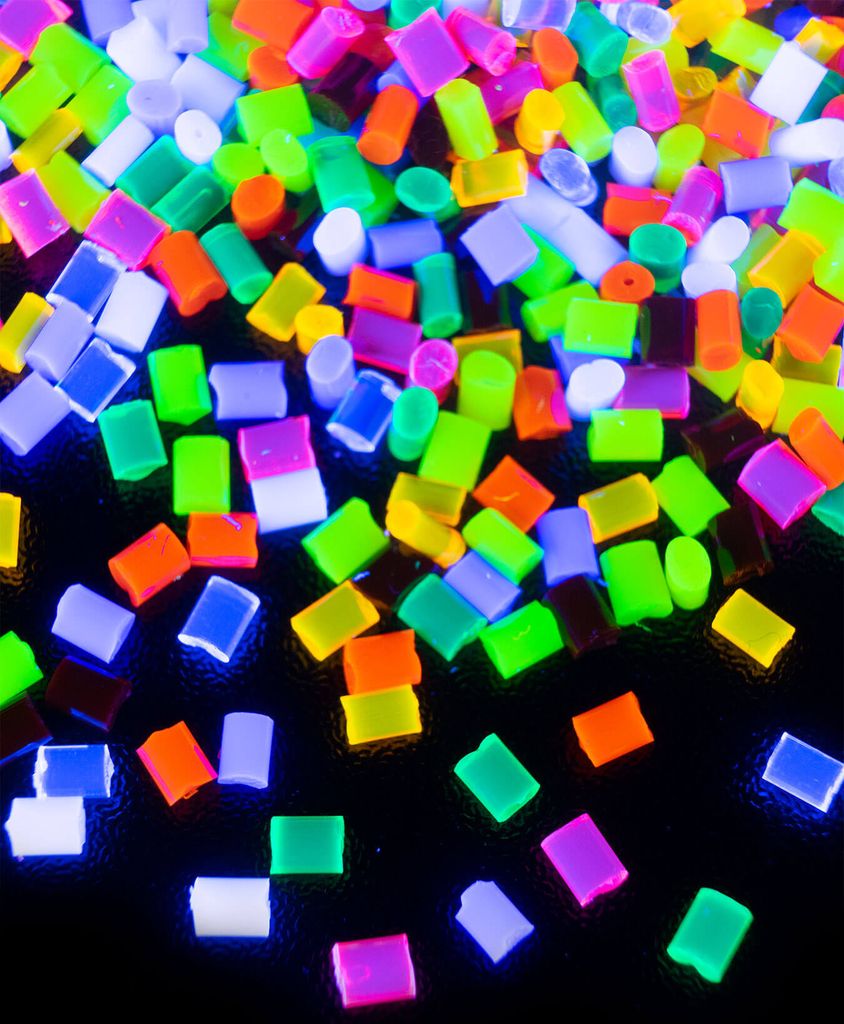 100g PSYWORK Schwarzlicht Acrylglas-Granulat Bunt Produktbild 
