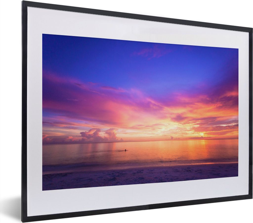MuchoWow® MuchoWow® Gerahmtes Poster Ein Sonnenuntergang am Produktbild 