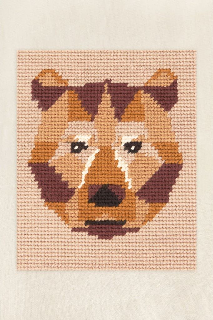 DMC Gobelin Stickset "GEO-Bär", vorbedruckt, 12x15cm