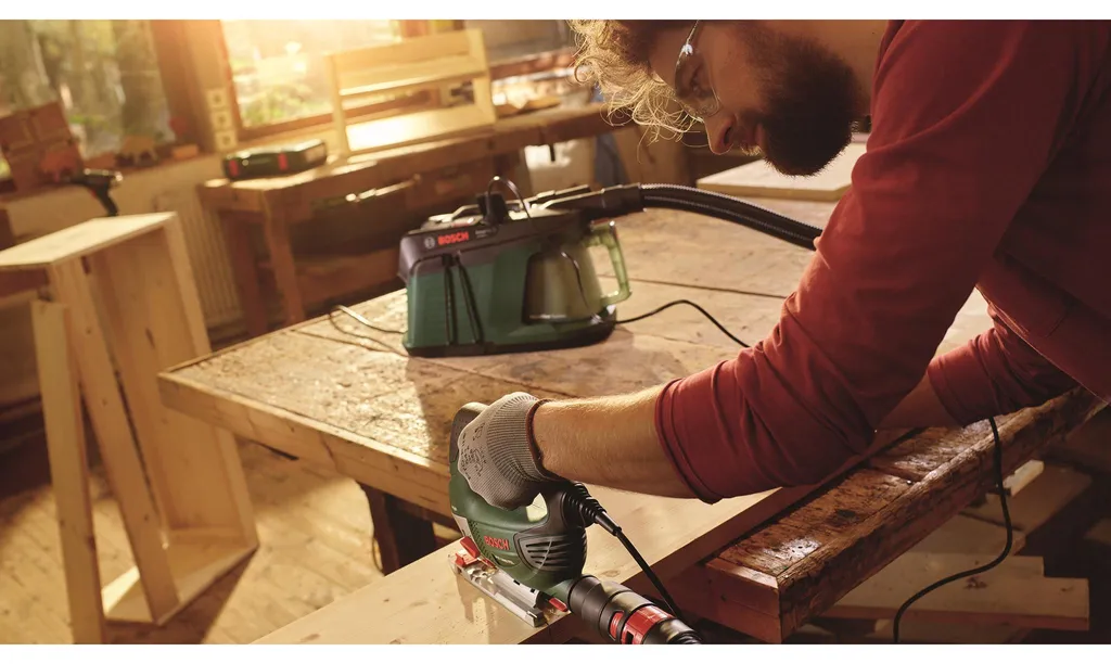 Bosch EasyVac 3 Aspirateur filaire puissant avec prise de synchronisation