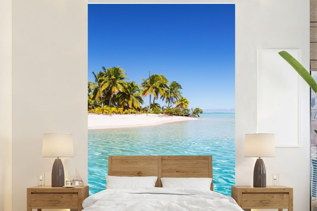 MuchoWow Fototapete für Wohnzimmer oder Schlafzimmer Wandtapete Vinyl Motivtapete Ein paar Palmen wachsen am weißen Strand von One Foot Island ...