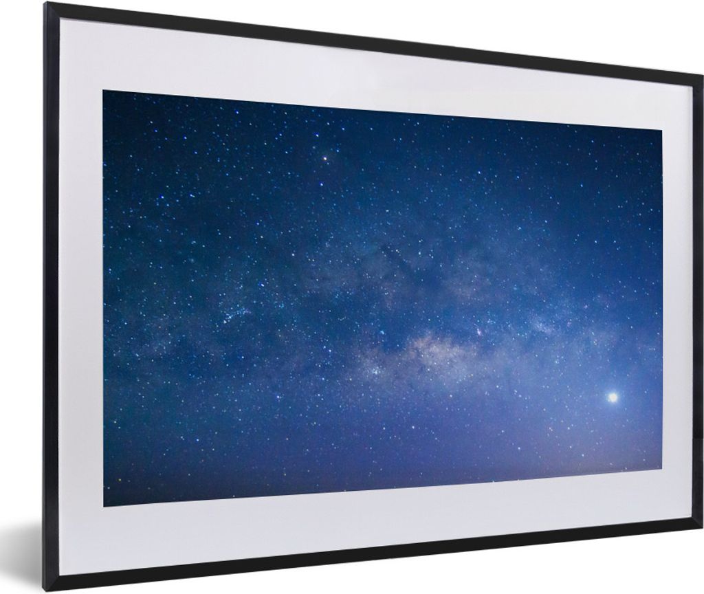 MuchoWow Gerahmtes Poster Blauer Himmel bei Nacht 60x40 cm - Poster mit Schwarzem Bilderrahmen Wandposter Rahmen Foto Bilder - Schlafzimmer - Pla...