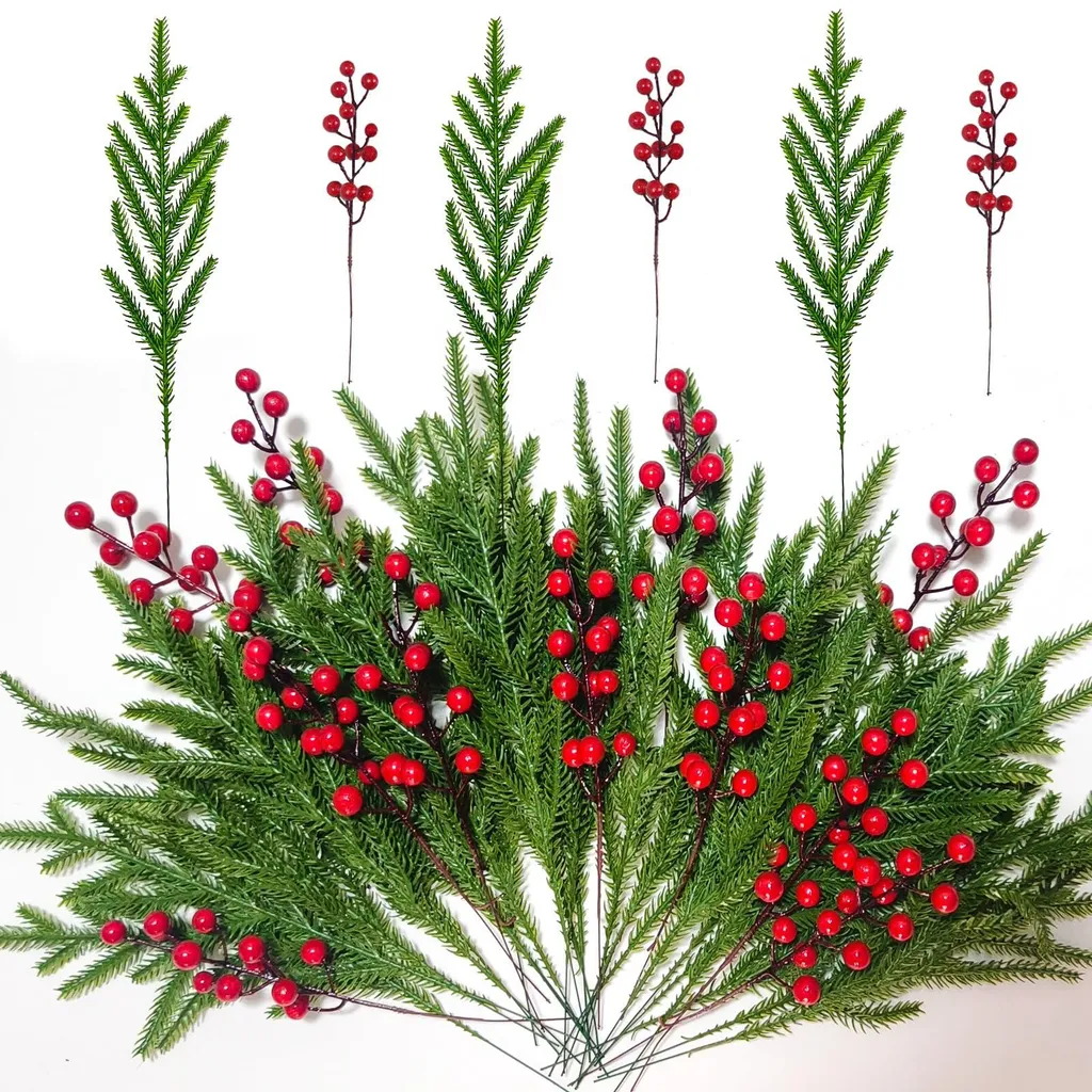 Lot de 45 branches de sapin Norfolk artificielles avec baies rouges