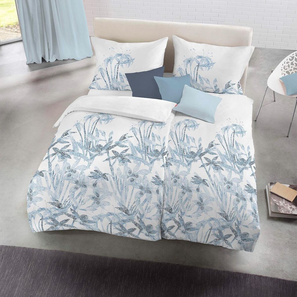 Fleuresse Halbleinen Bettwäsche Provence Cassis Helmond blau 155x220 cm + 80x80 cm