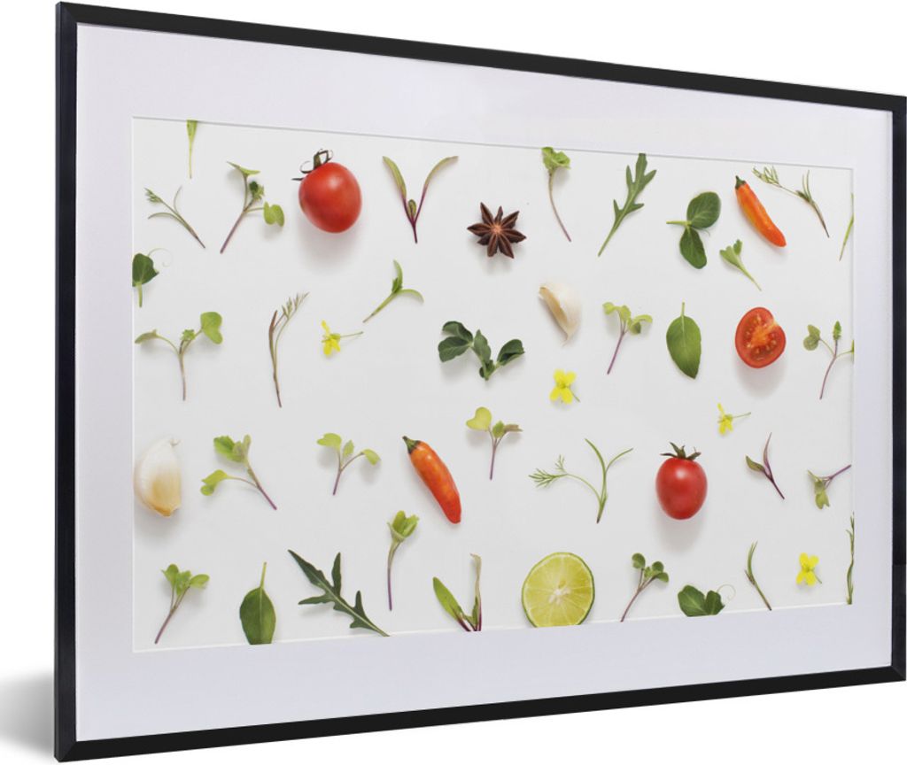 MuchoWow Gerahmtes Poster Flachgelegte Früchte, Gemüse, Gewürze und Kräuter 60x40 cm - Poster mit Schwarzem Bilderrahmen Wandposter Rahmen Fo...