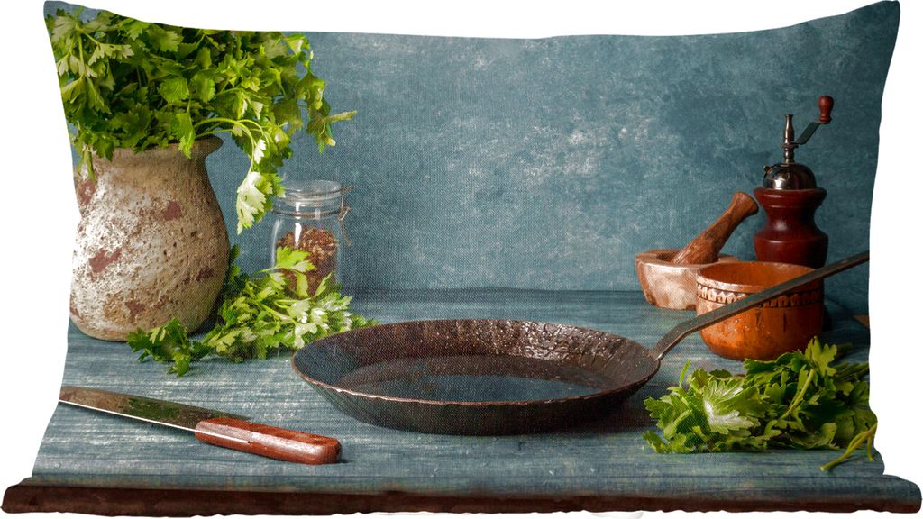 MuchoWow Zierkissen Sofakissen Wohnzimmer Dekokissen 50x30 cm Kräuter - Gewürze - Pfanne - Messer - Grau - Rustikal - Wohnzimmerdekoration - Po...
