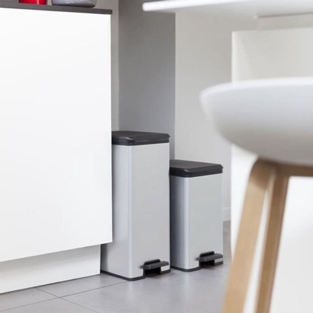 Curver Tretmülleimer Deco Schmal 25L Silbern Produktbild 20