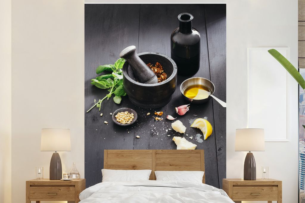 MuchoWow Fototapete für Wohnzimmer oder Schlafzimmer Wandtapete Vinyl Motivtapete Die Nudelzutaten rund um den Mörser - 160x240 cm - Vinyltapete